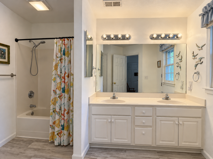 Bathroom 1 2026 - Private to Bedroom 1