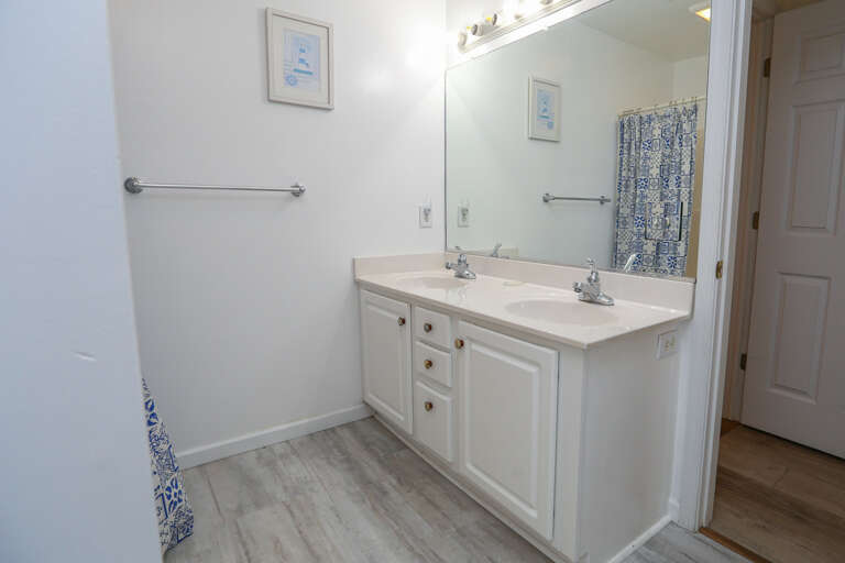 Bathroom 4 2023; Private To Bed 4