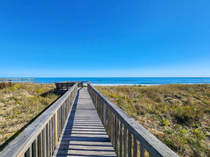 Private Walkway to the Beach 2023