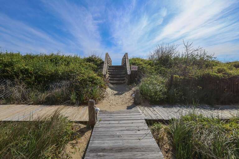 Community Walkway to Beach 2020