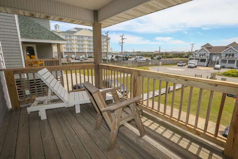 Covered Front Deck 2021