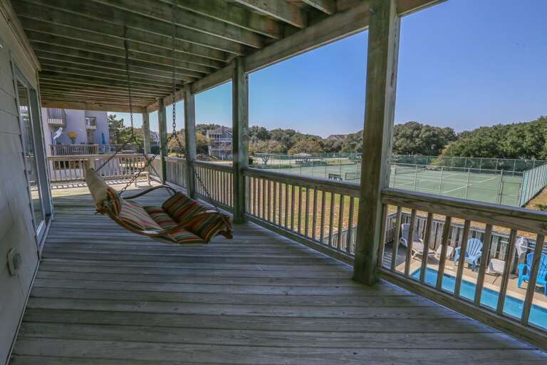 Covered Deck Swing 2020