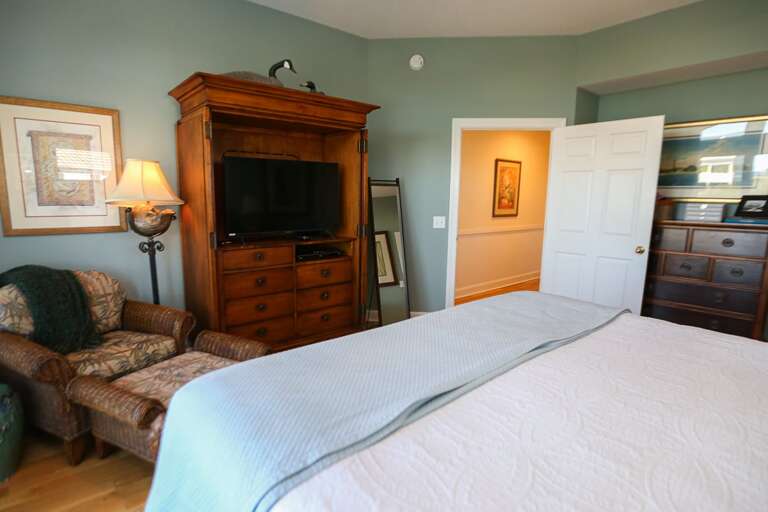 Bedroom 1 2024 - King with private deck and bathroom - Level 3