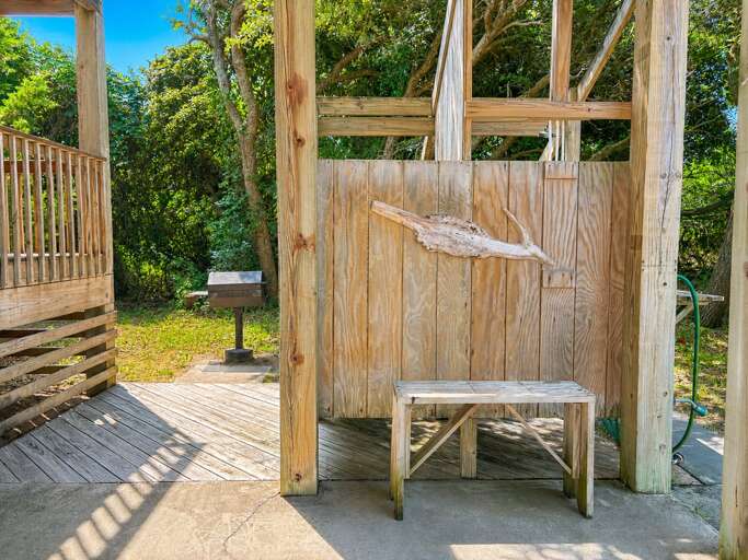 Outside Shower 2026