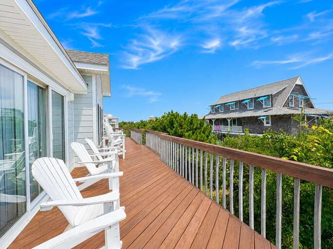 Sun Deck 2026