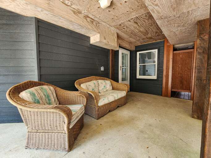 Covered Lounge Area 2023