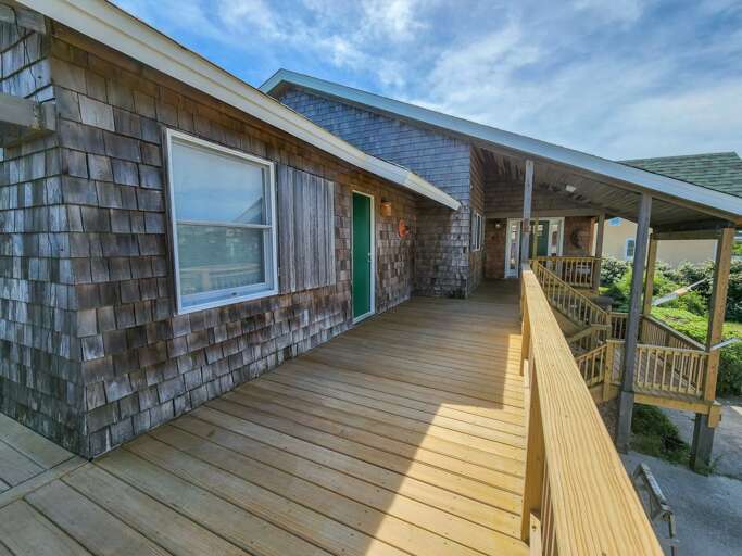 Front Deck 2022 Front Deck 2022