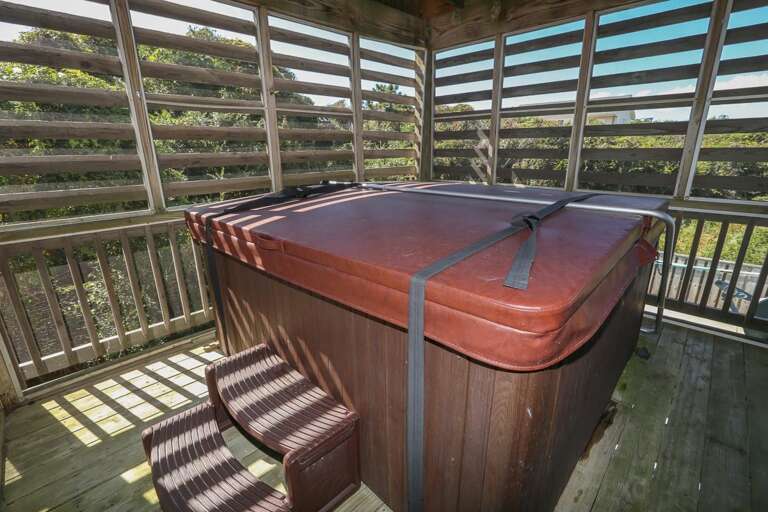 Hot Tub 2021 Hot Tub 2021