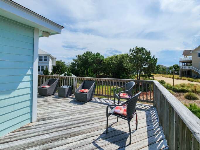 Sun Deck 2022 Sun Deck 2022