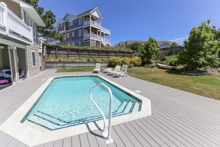 Private Pool 2019