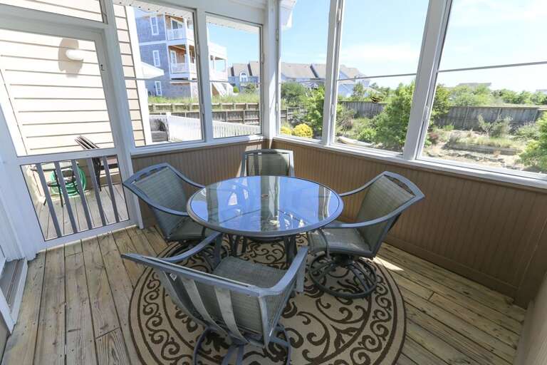 Screened In Porch 2019