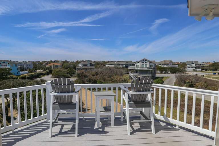 Roadside Sundeck 2022