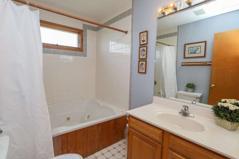 Bathroom 1 2023