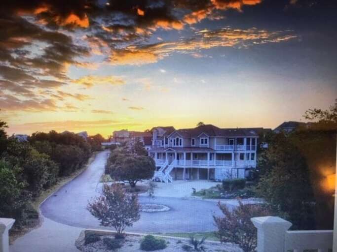 Soundside Outer Banks Vacation Rental
