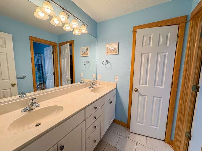 Bathroom 5 2025 - Shared with Bedroom 4 and 5