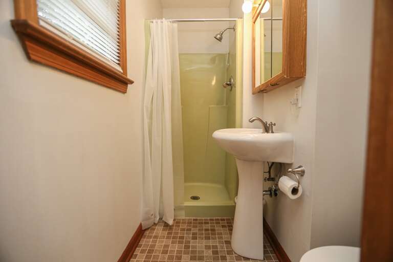 Bathroom 2 2023; Private to Bed 3
