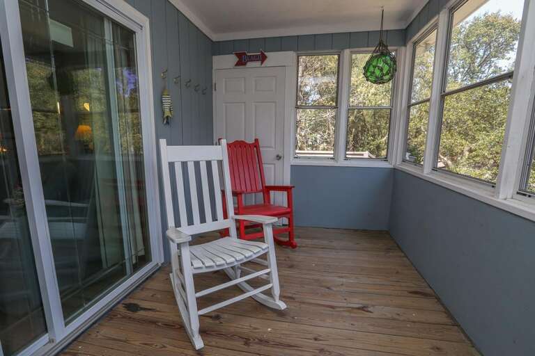 Screened Porch 2021
