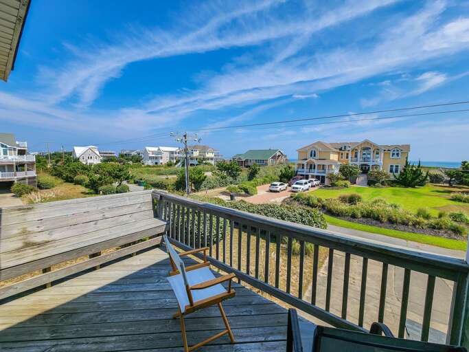 Sundeck 2023; Off Bed 1