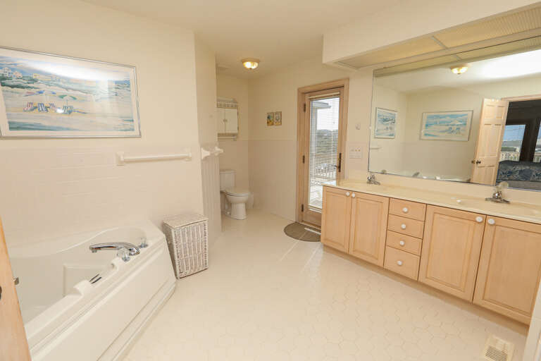 Bathroom 2 2023; Private Bath To Bed 1