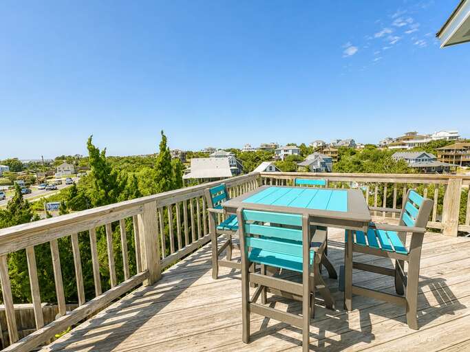 Sundeck 2026