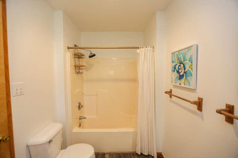 Bathroom 5 2025 - Private to Bedroom 3