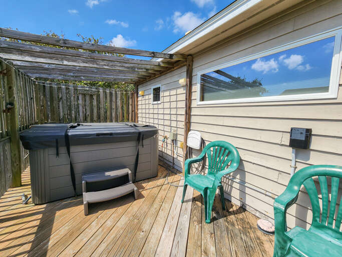 Hot Tub 2023; On Top Deck