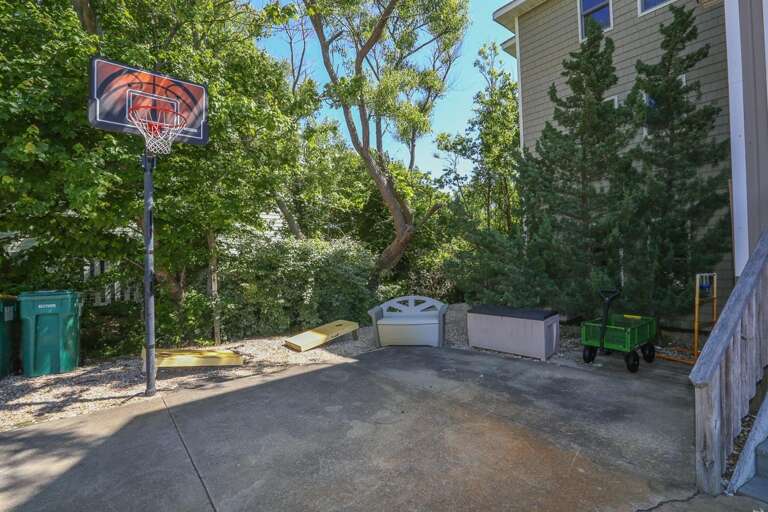 Basketball court 2021