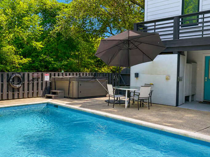 Hot Tub and Seating 2026