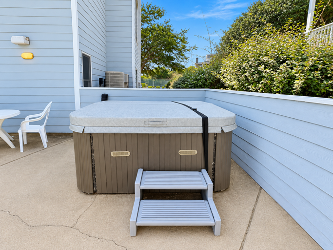 Hot Tub 2026