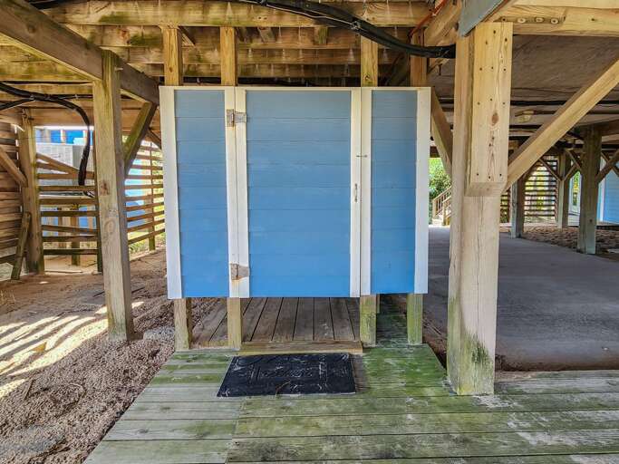 Outside Shower 2023 Outside Shower 2023