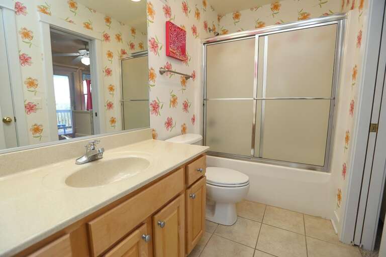 Bathroom 5 2022; Jack & Jill Bath Bed 4 & 5