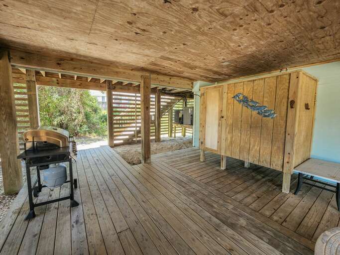 Outdoor Shower & Grill Area 2022