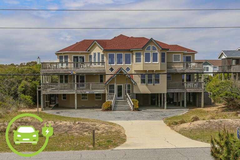 Oceanfront-Semi Outer Banks Vacation Rental Home 2022