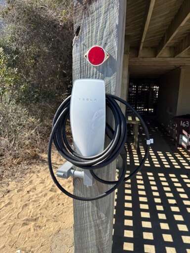 Tesla EV Charger 2025 Tesla EV Charger 2025