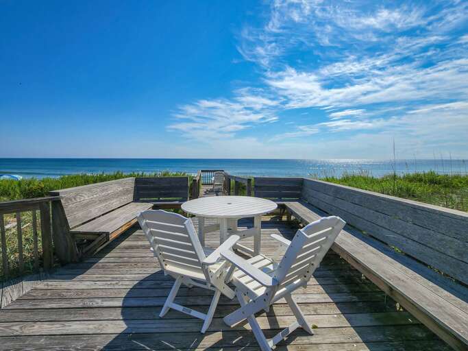 Private Dune Deck 2022