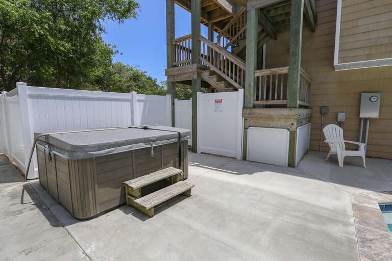 Private Hot Tub 2022