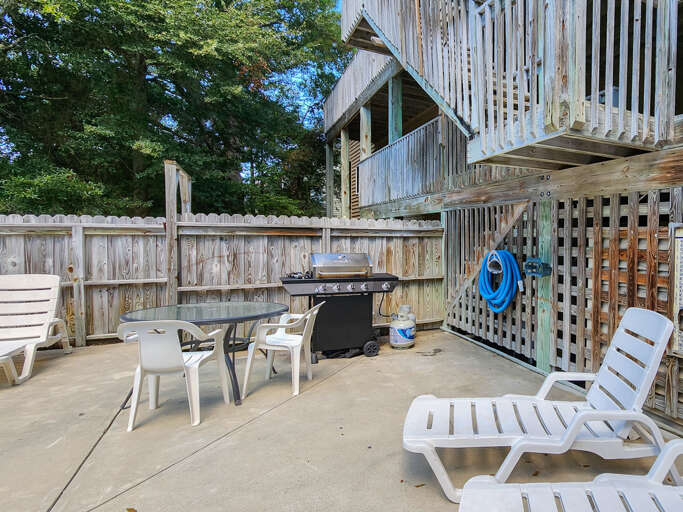 Gas Grill In Pool Area 2023 Gas Grill In Pool Area 2023