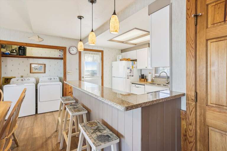 Laundry & Kitchen 2024 Laundry & Kitchen 2024