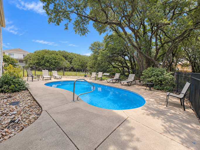Private Pool 2026