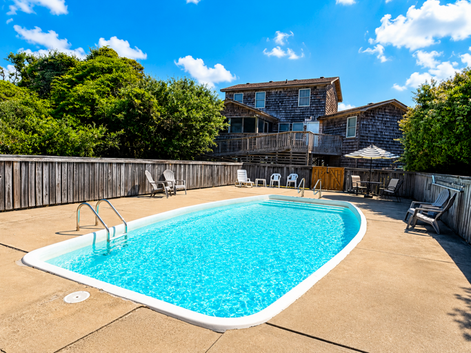 Private Pool 2026
