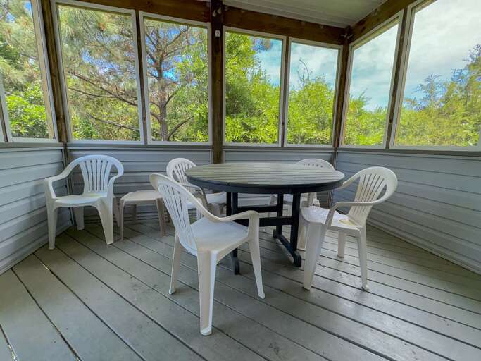 Screened Porch 2025