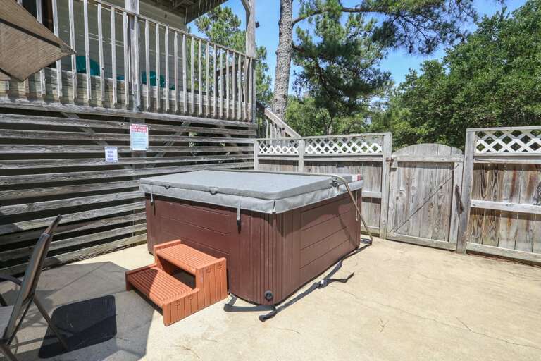 Private Hot Tub 2022