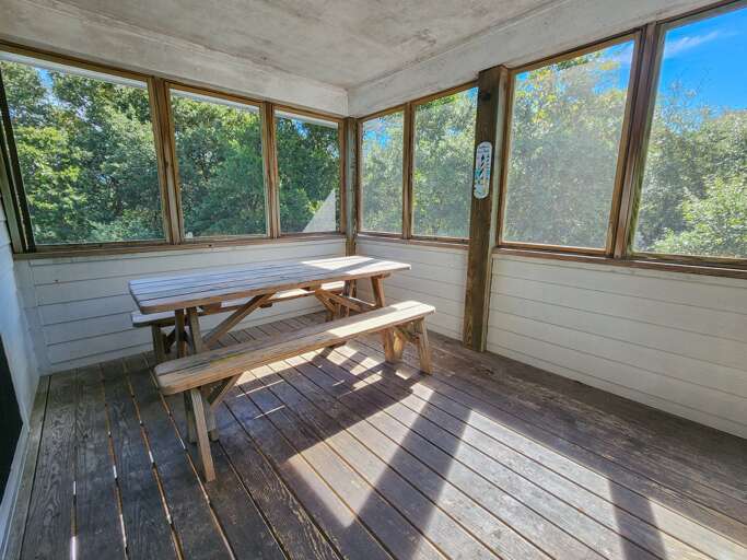 Screened In Porch 2023