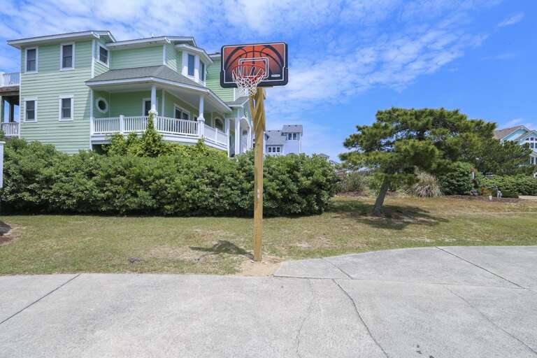 Basketball goal 2020