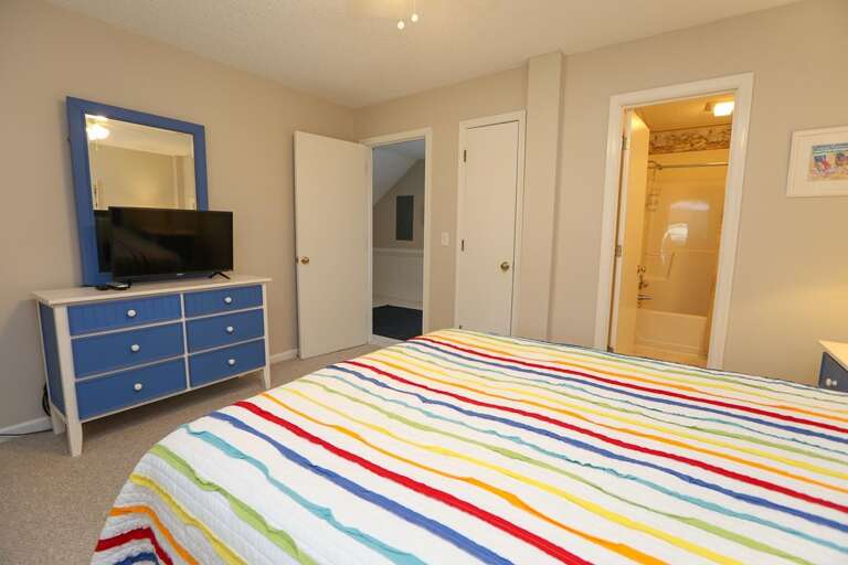 Bedroom 5 2020; Level 1 - Queen