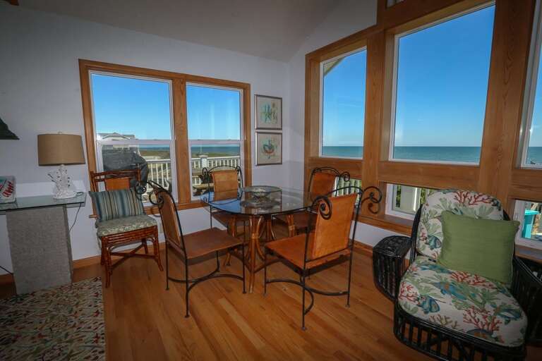 Dining 1 2021