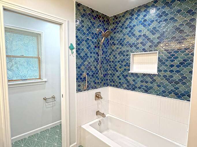 Hall bath 2026