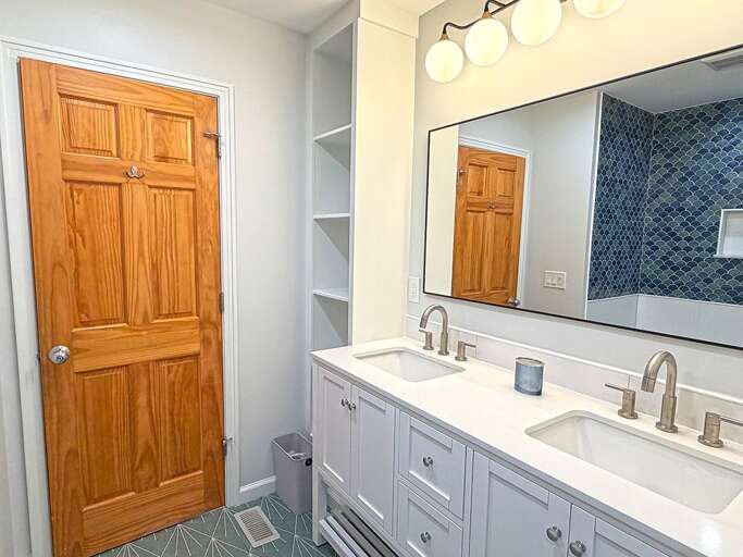 Hall bath 2026