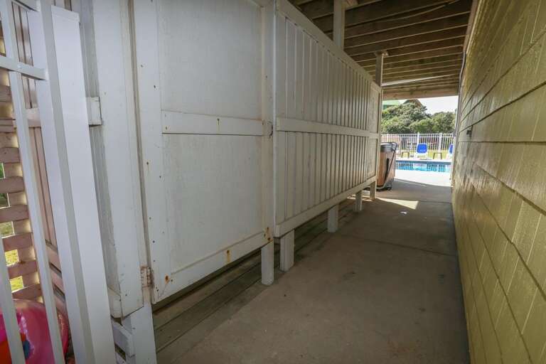 Outside Shower 2021