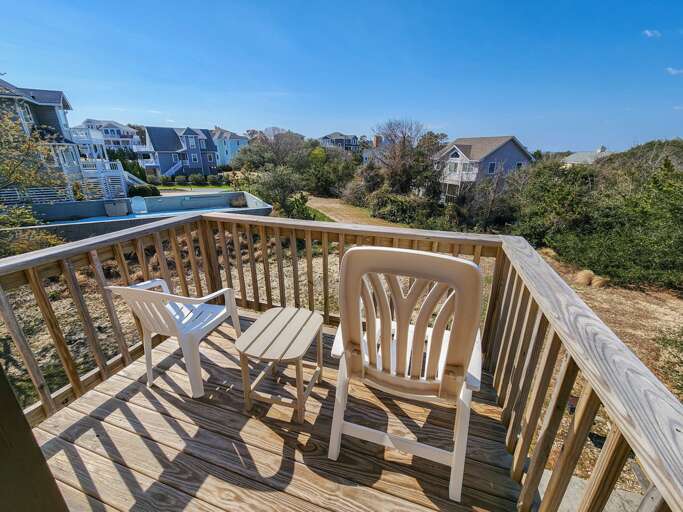 Sundeck off Bed 1 2023